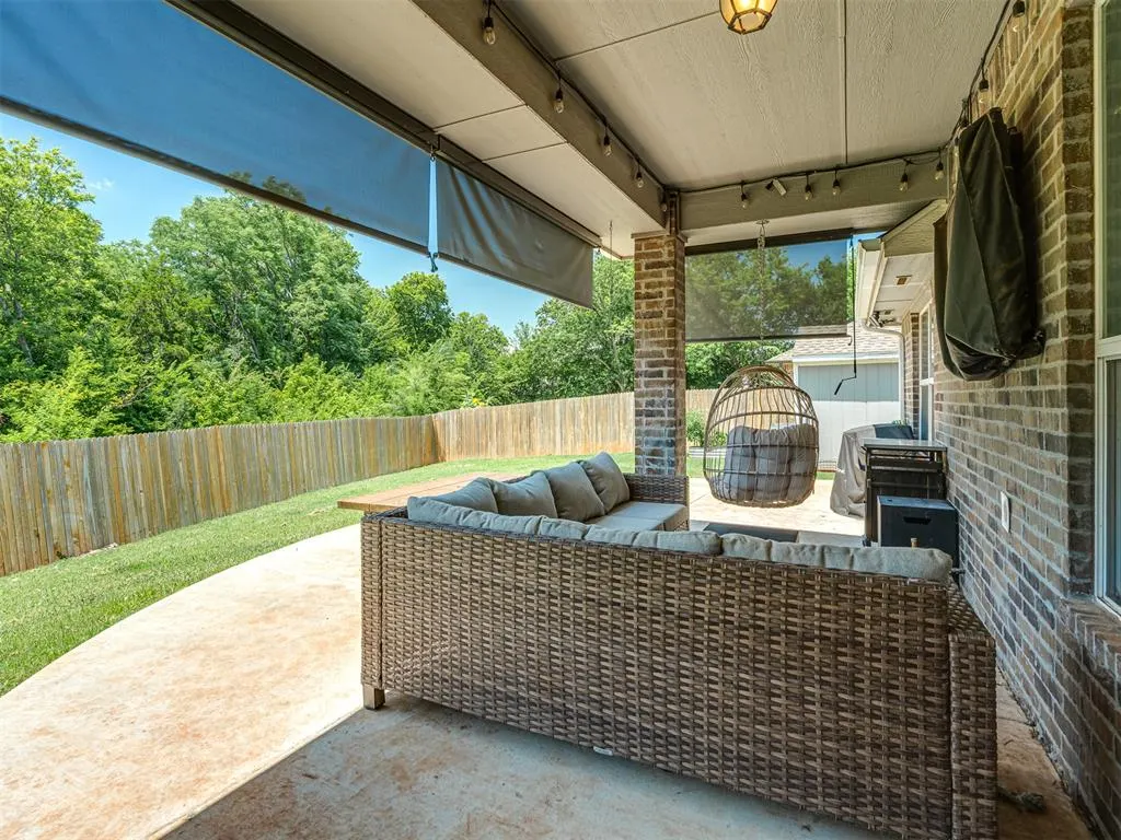 Photo 34 — 300 Mountain Laurel Way, Noble, OK 73068