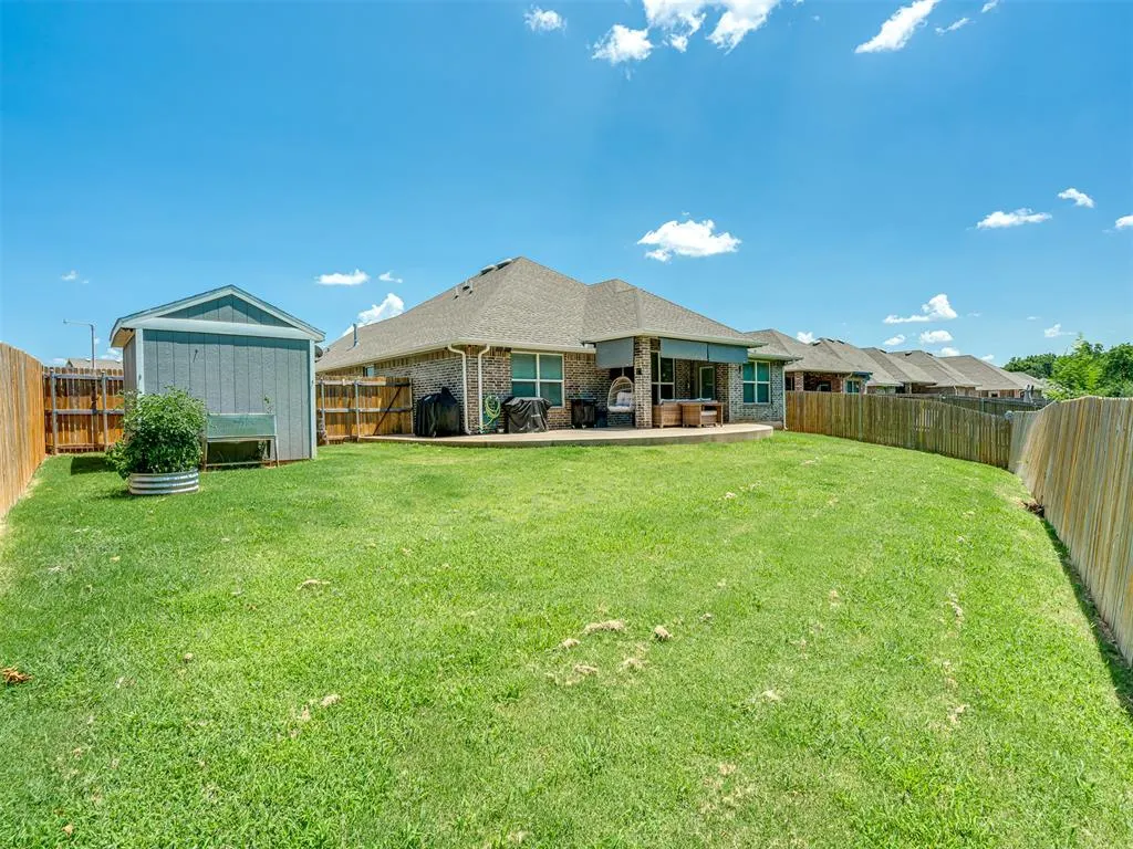 Photo 35 — 300 Mountain Laurel Way, Noble, OK 73068