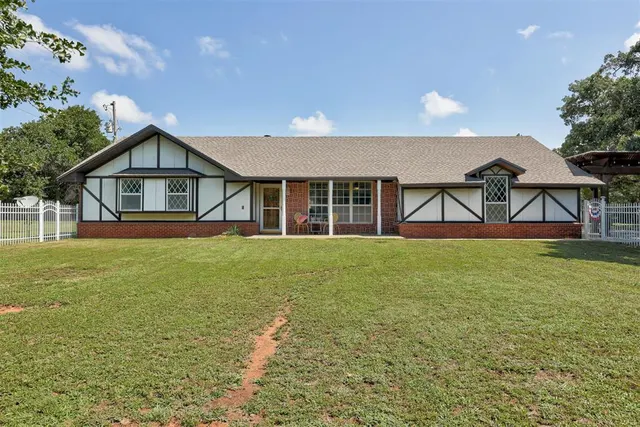 Photo 4 — 29706 Hardesty Road, McLoud, OK 74851