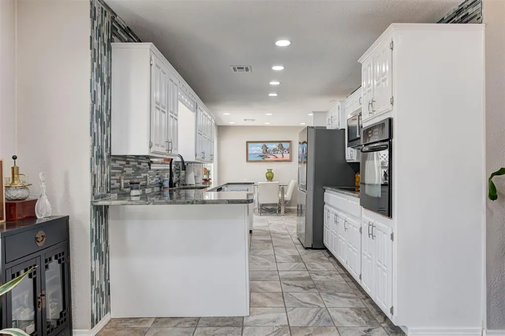 Photo 16 — 29706 Hardesty Road, McLoud, OK 74851