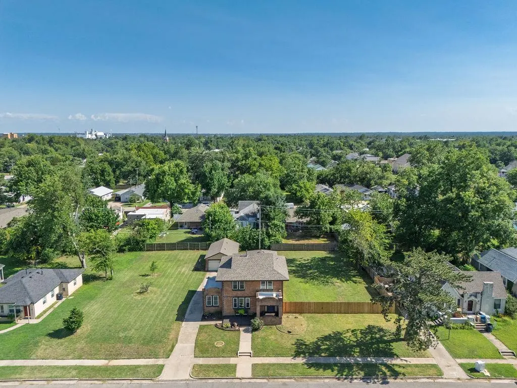 Photo 3 — 537 W Dill Street, Shawnee, OK 74801