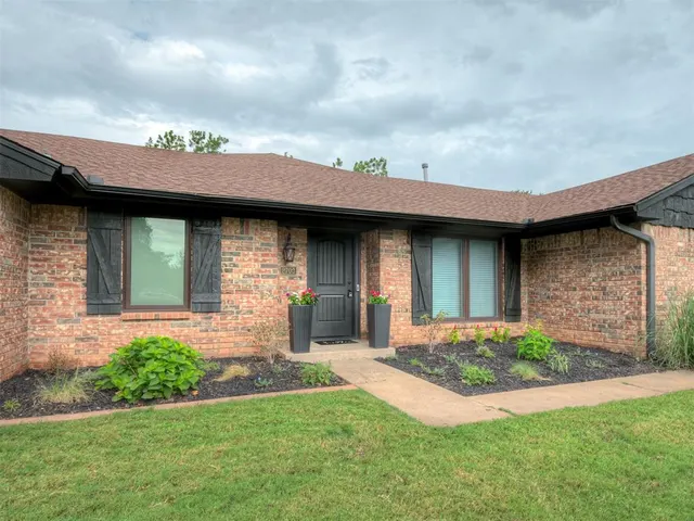 Photo 3 — 2709 Still Meadow Road, Edmond, OK 73013