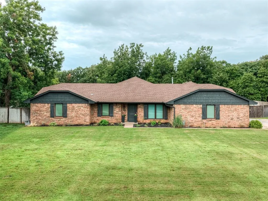 Front exterior — 2709 Still Meadow Road, Edmond, OK 73013