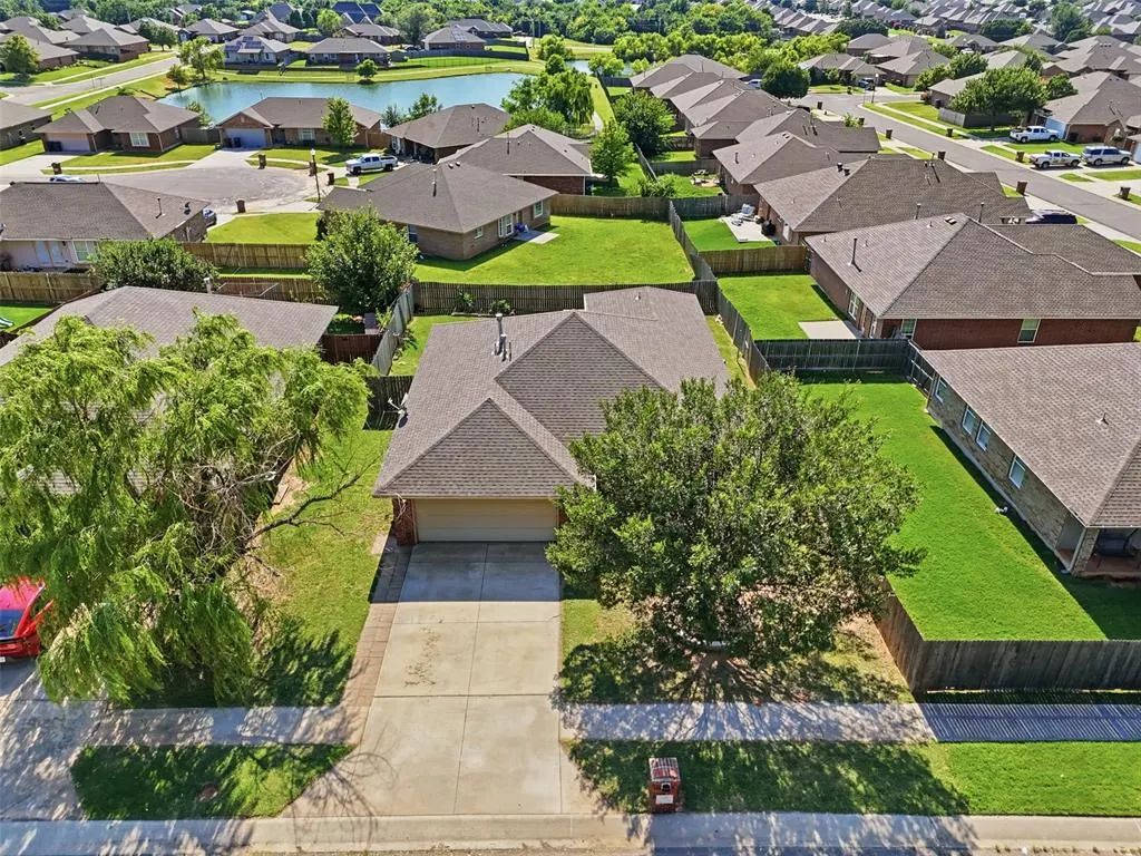 Photo 35 — 4205 Red Apple Terrace, Moore, OK 73160