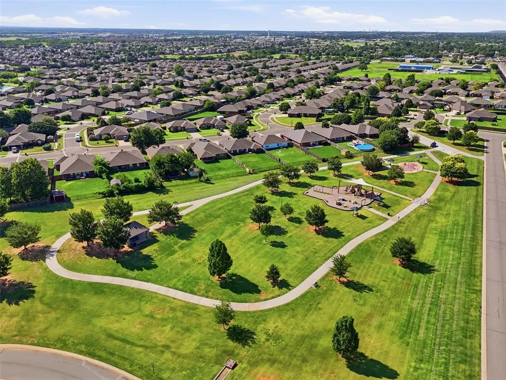 Photo 38 — 4205 Red Apple Terrace, Moore, OK 73160