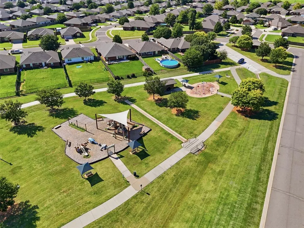 Photo 37 — 4205 Red Apple Terrace, Moore, OK 73160