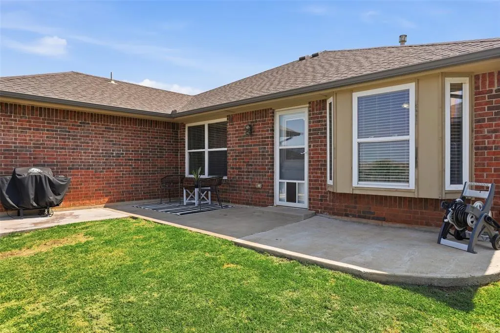 Photo 32 — 4205 Red Apple Terrace, Moore, OK 73160