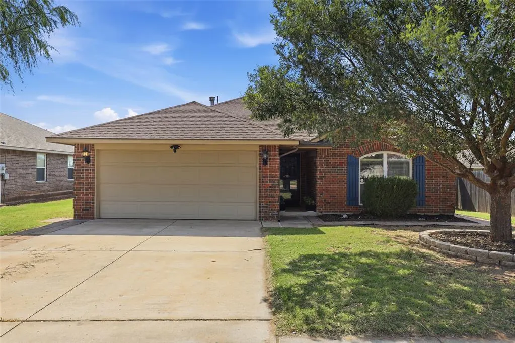 Front exterior — 4205 Red Apple Terrace, Moore, OK 73160