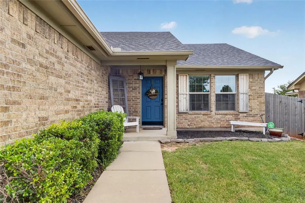 Photo 2 — 2712 NW 186th Terrace, Edmond, OK 73012