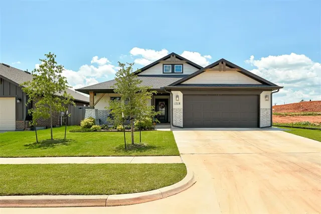 Front exterior — 1518 Flint Hills Street, Norman, OK 73069
