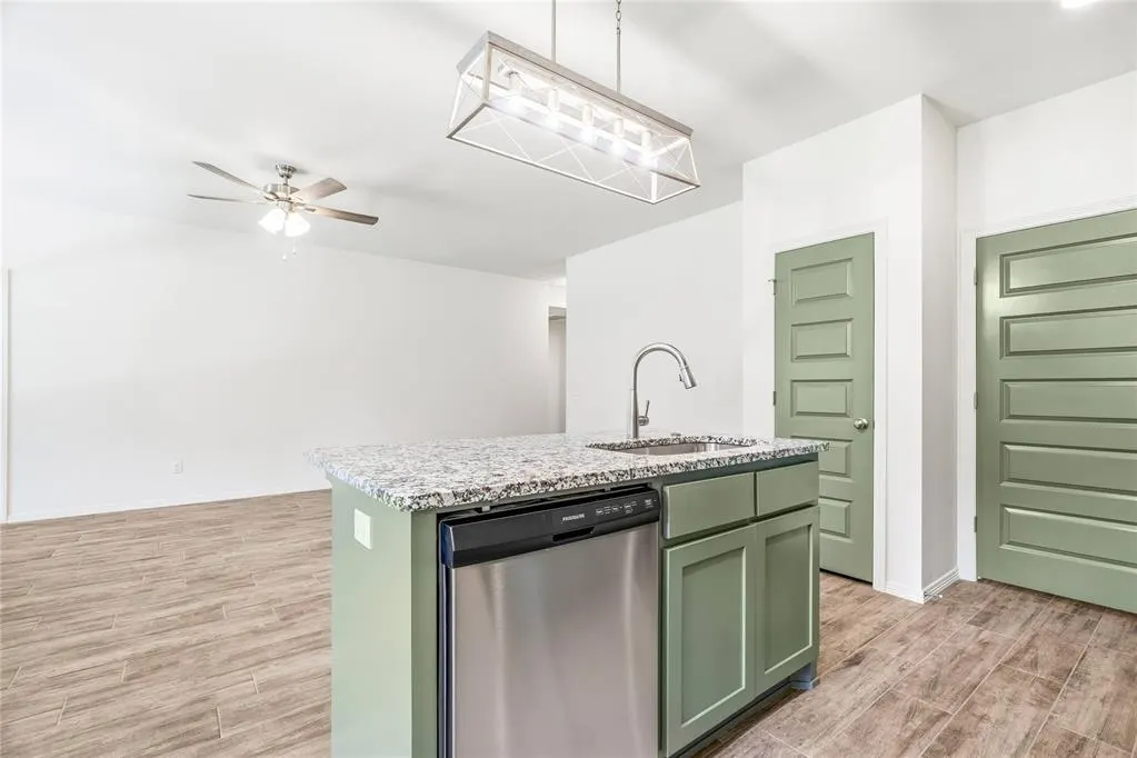 Photo 11 — 4656 Lincoln Landing, Harrah, OK 73045