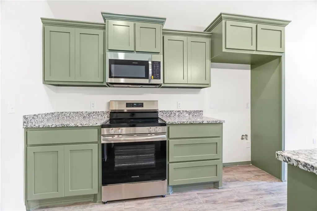 Photo 12 — 4656 Lincoln Landing, Harrah, OK 73045