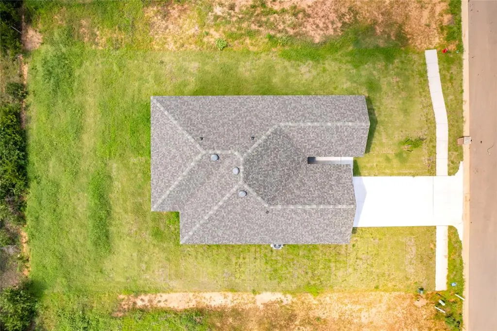 Photo 35 — 4656 Lincoln Landing, Harrah, OK 73045
