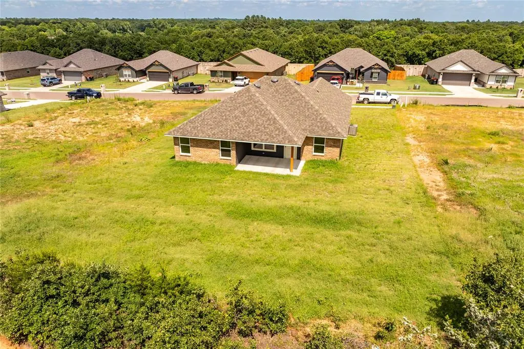 Photo 39 — 4656 Lincoln Landing, Harrah, OK 73045