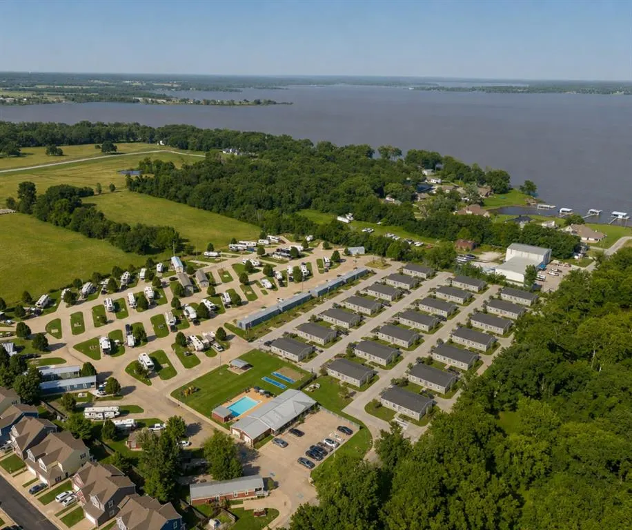 Photo 7 — 206 Springwater Lane, Monkey Island, OK 74331