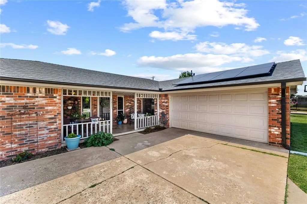 Photo 3 — 1317 Jefferson Street, Weatherford, OK 73096