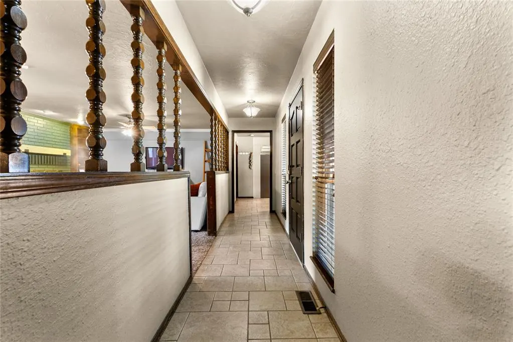 Photo 11 — 1317 Jefferson Street, Weatherford, OK 73096