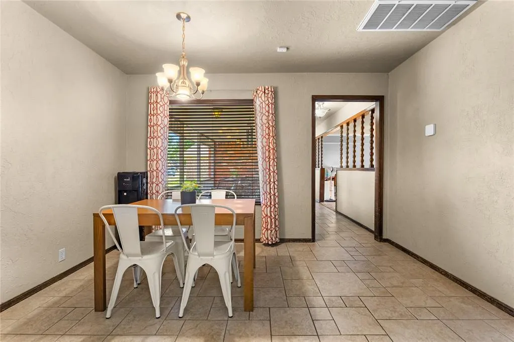 Photo 13 — 1317 Jefferson Street, Weatherford, OK 73096