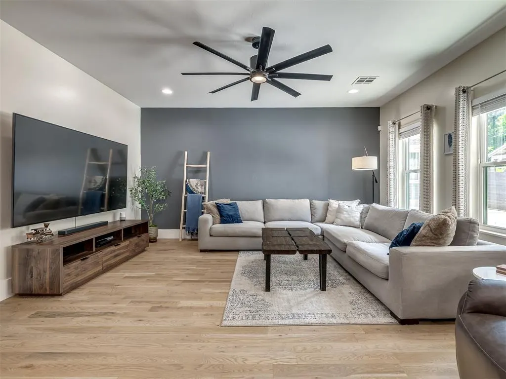 Photo 12 — 1632 NW 15th Street, Oklahoma City, OK 73106