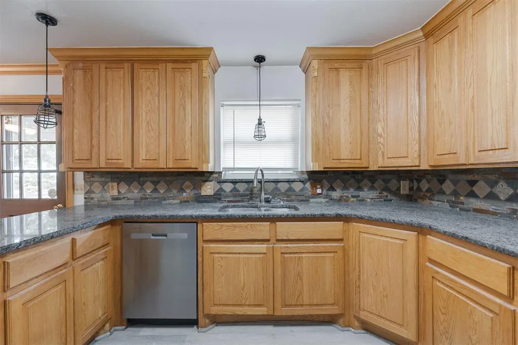Photo 14 — 1001 S Sara Road, Tuttle, OK 73089