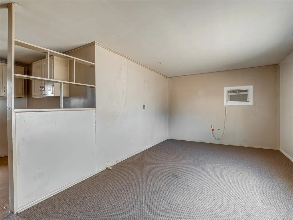Photo 41 — 701 E Noble Avenue, Guthrie, OK 73044