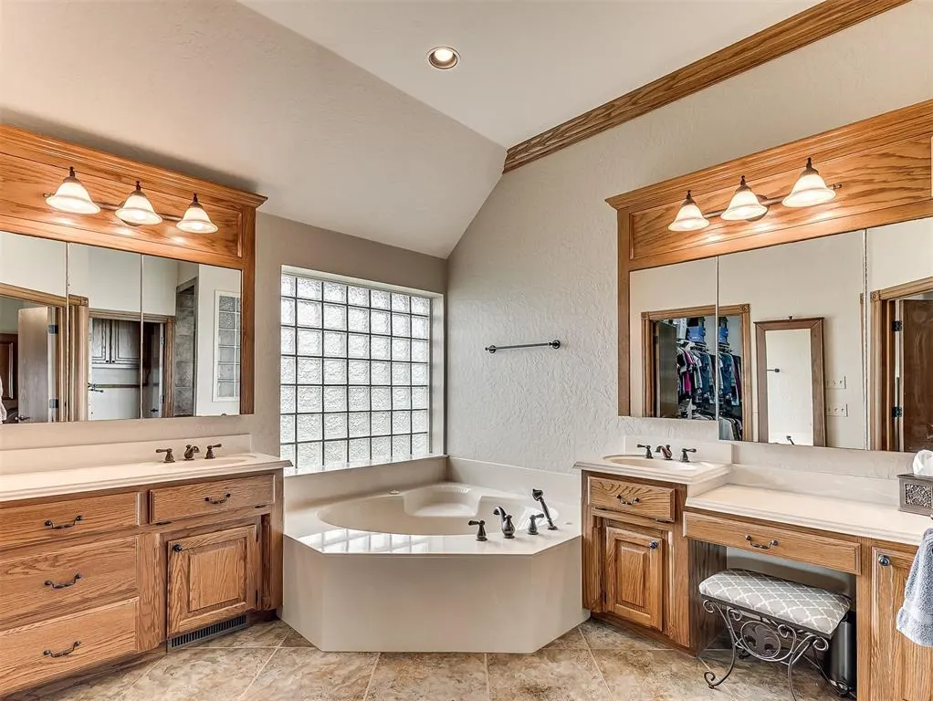 Photo 18 — 921 Hannah Dr, Tuttle, OK 73089