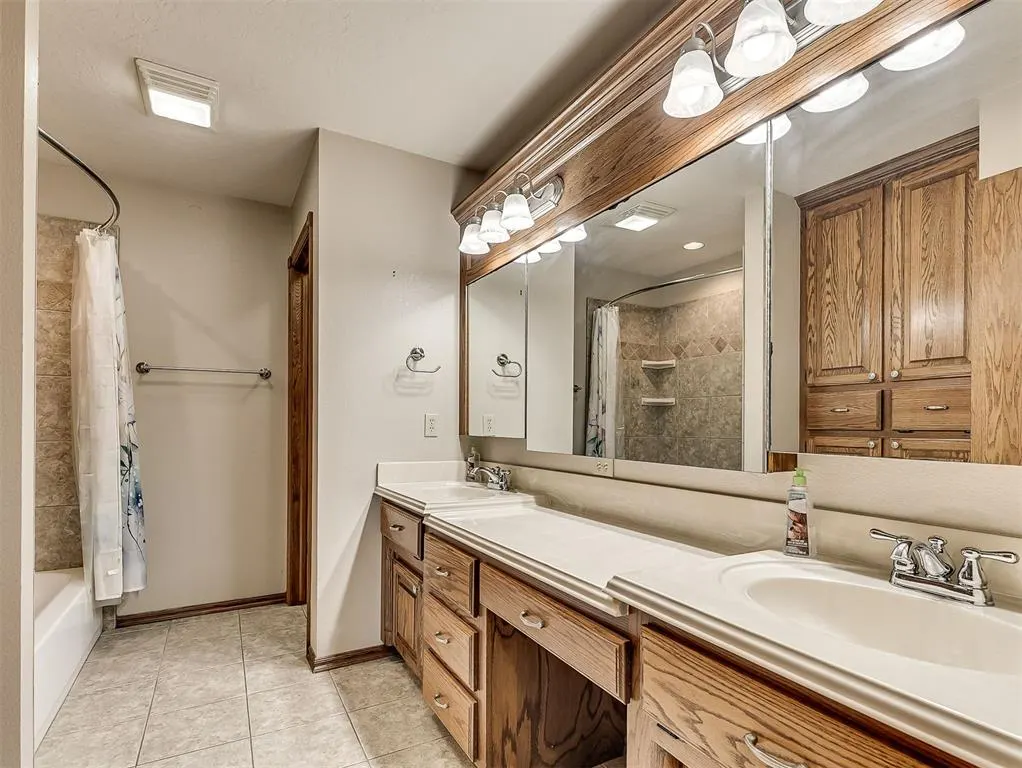 Photo 32 — 921 Hannah Dr, Tuttle, OK 73089