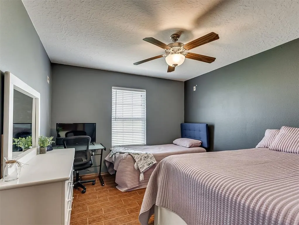 Photo 33 — 921 Hannah Dr, Tuttle, OK 73089