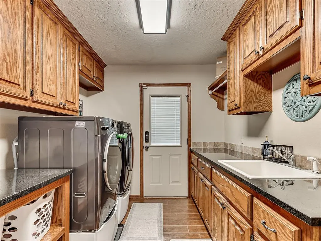 Photo 35 — 921 Hannah Dr, Tuttle, OK 73089