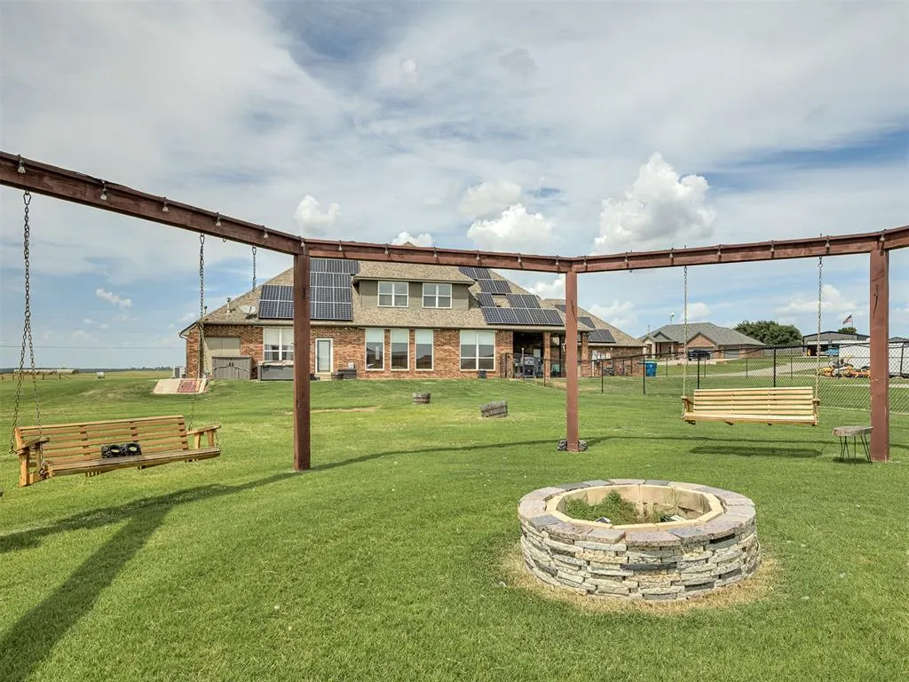 Photo 40 — 921 Hannah Dr, Tuttle, OK 73089