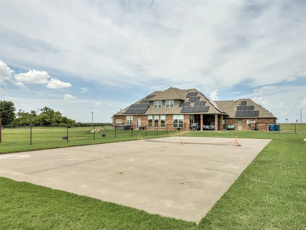 Photo 41 — 921 Hannah Dr, Tuttle, OK 73089