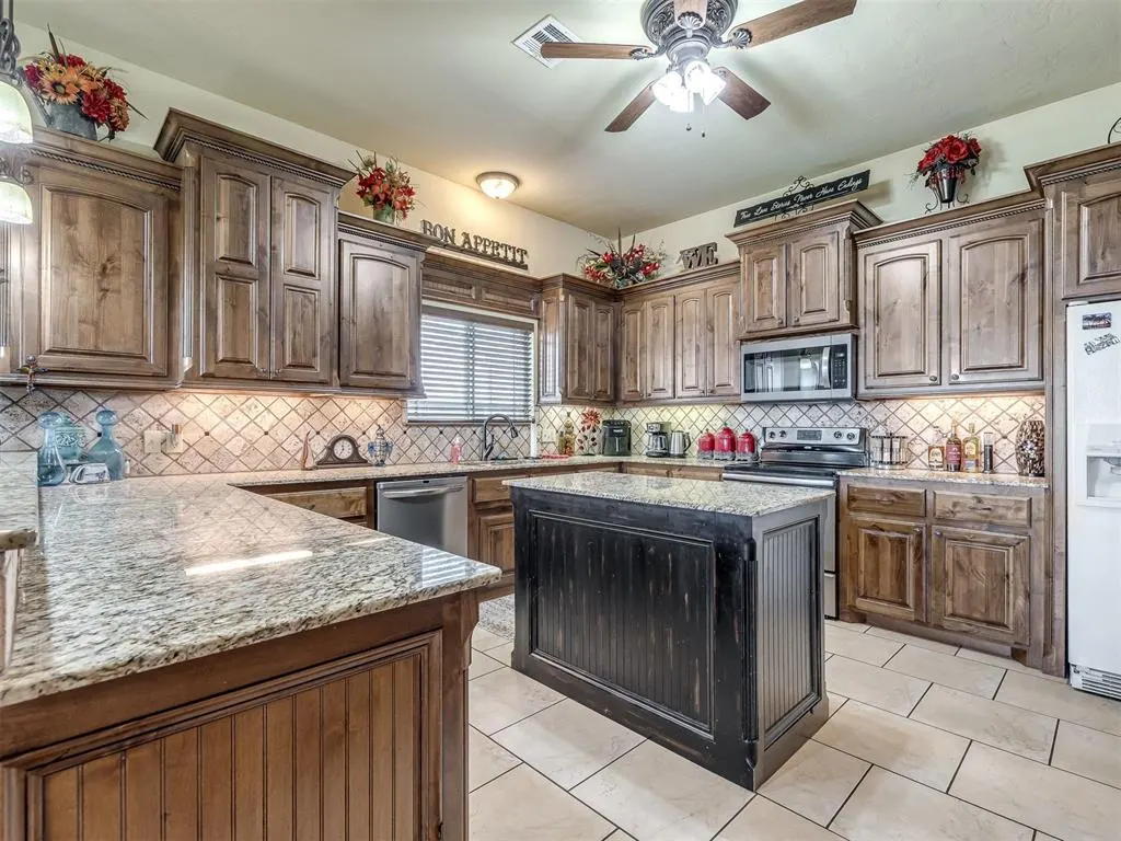 Photo 16 — 3112 Venice Court, Norman, OK 73071