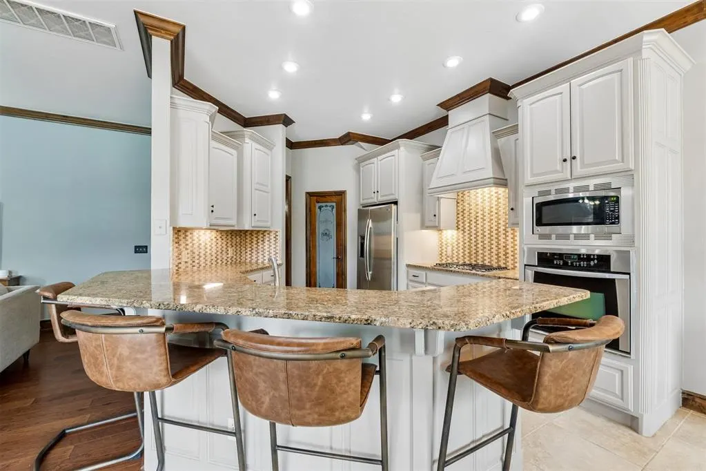 Photo 13 — 1217 River Chase Drive, Edmond, OK 73025