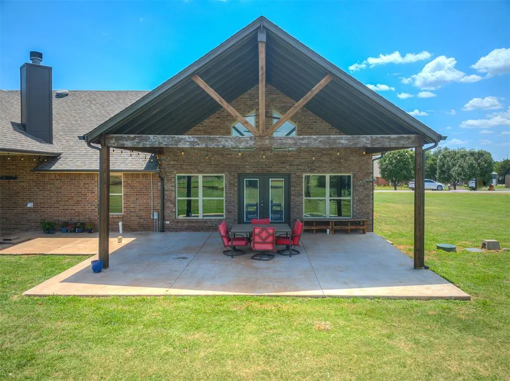 Photo 5 — 18900 Pawnee Creek Road, Cashion, OK 73016