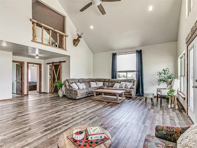 Photo 4 — 18900 Pawnee Creek Road, Cashion, OK 73016