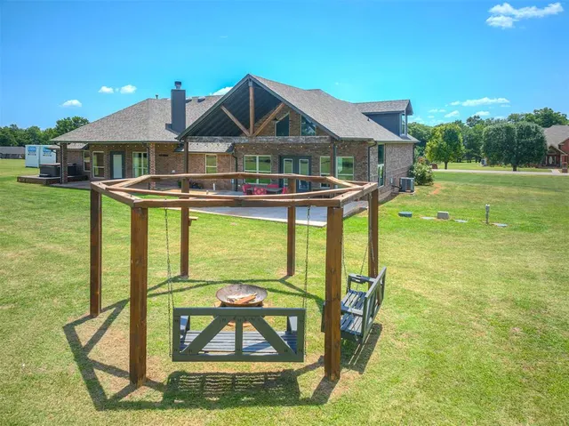 Photo 6 — 18900 Pawnee Creek Road, Cashion, OK 73016