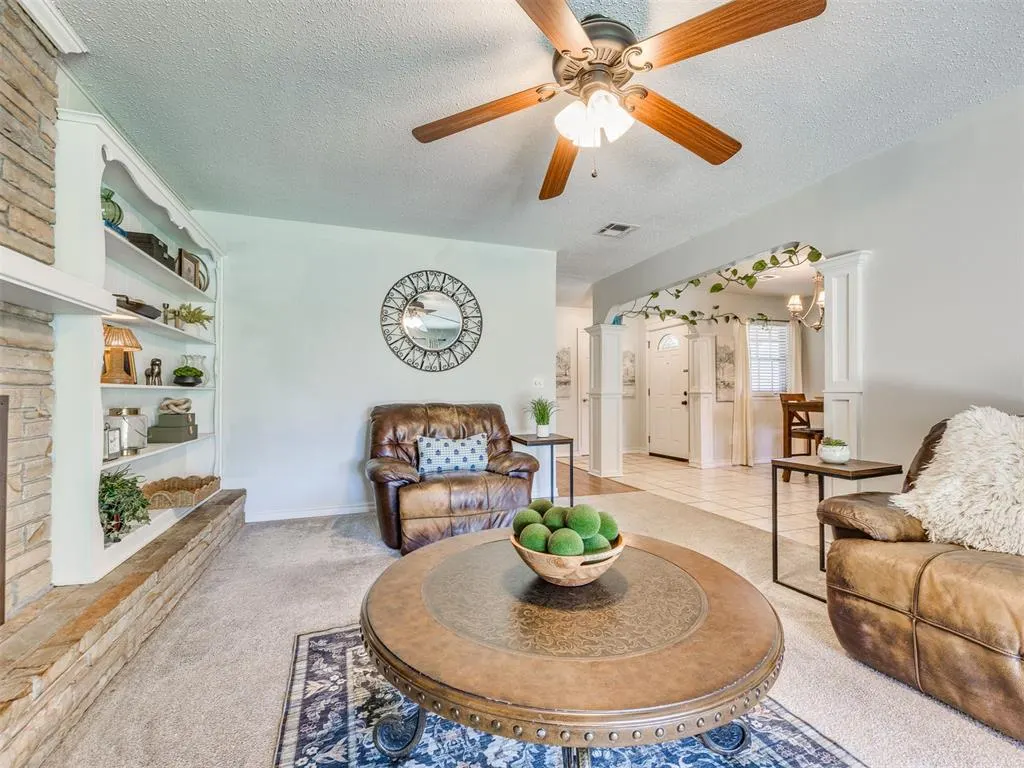 Photo 14 — 7613 NW 28th Street, Bethany, OK 73008