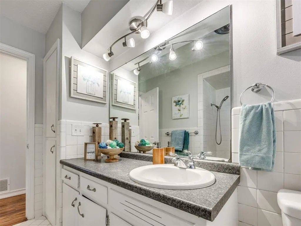 Photo 20 — 7613 NW 28th Street, Bethany, OK 73008