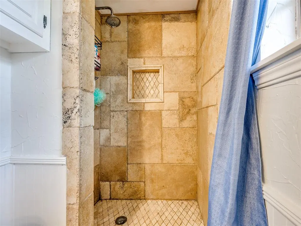 Photo 24 — 7613 NW 28th Street, Bethany, OK 73008