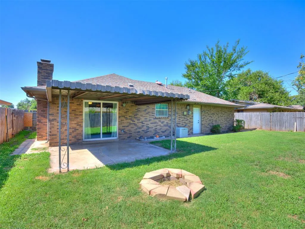 Photo 30 — 7613 NW 28th Street, Bethany, OK 73008