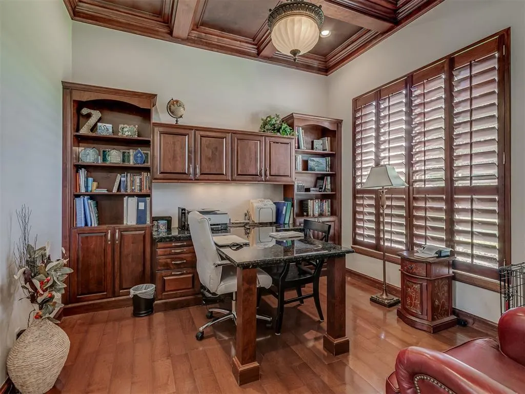 Photo 11 — 19355 Sportsman Road, Edmond, OK 73012