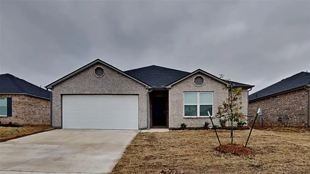 Photo 2 — 610 NW 120th Terrace, Oklahoma City, OK 73114