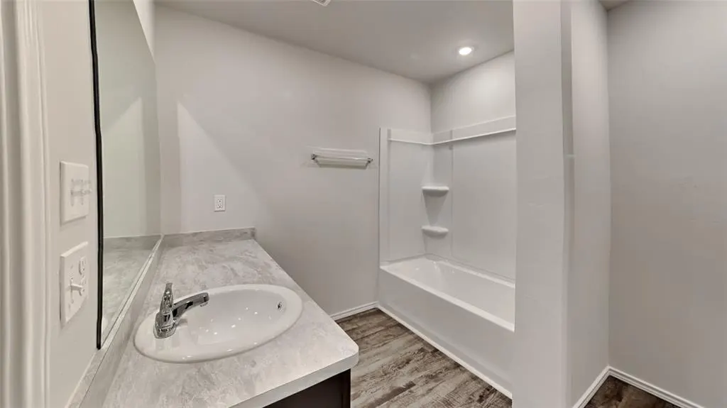 Photo 9 — 610 NW 120th Terrace, Oklahoma City, OK 73114