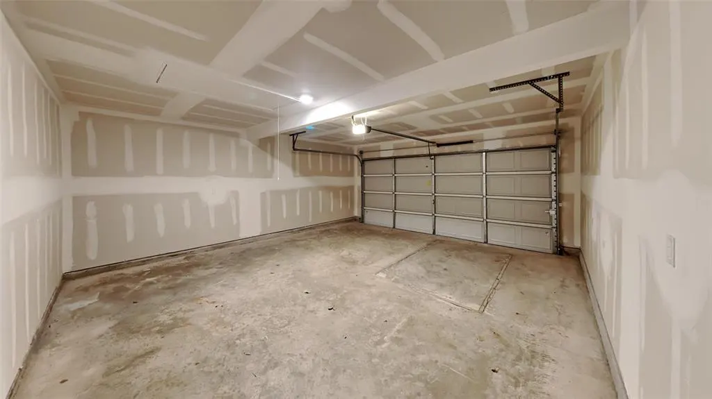 Photo 19 — 610 NW 120th Terrace, Oklahoma City, OK 73114