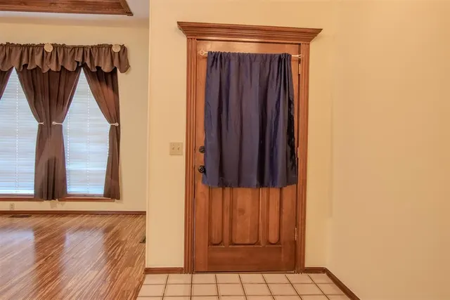 Photo 5 — 9809 S Brookline Avenue, Oklahoma City, OK 73159