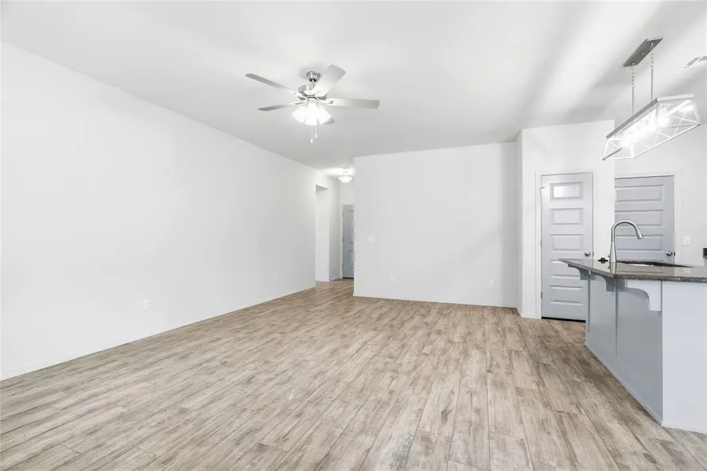 Photo 9 — 4616 Lincoln Landing, Harrah, OK 73045