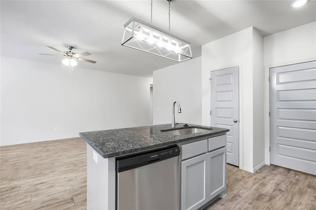 Photo 11 — 4616 Lincoln Landing, Harrah, OK 73045