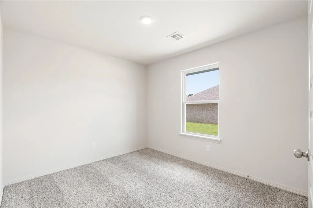 Photo 25 — 4616 Lincoln Landing, Harrah, OK 73045