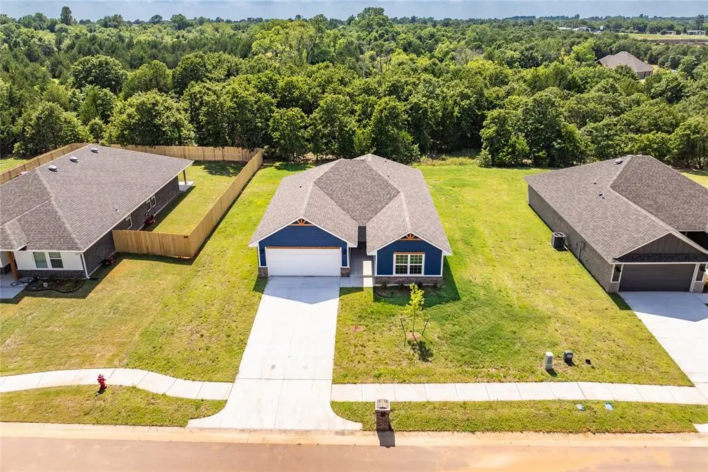 Photo 36 — 4616 Lincoln Landing, Harrah, OK 73045