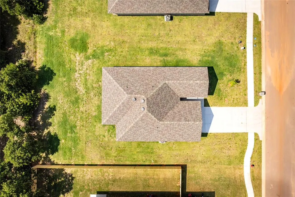 Photo 37 — 4616 Lincoln Landing, Harrah, OK 73045
